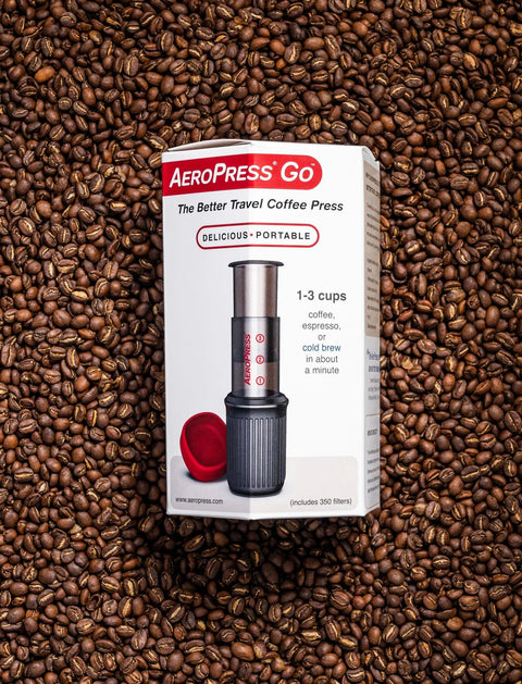 Aeropress Go Portable 1-3 cups (100枚 フィルター入り) - オーガニックコーヒーの通販、サブスク - コーヒー豆の卸売り | TOKYO COFFEE Organic Coffee