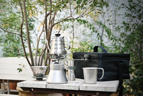 HARIO V60 アウトドアコーヒーバッグ - オーガニックコーヒーの通販、サブスク - コーヒー豆の卸売り ｜ TOKYO COFFEE Organic Coffee